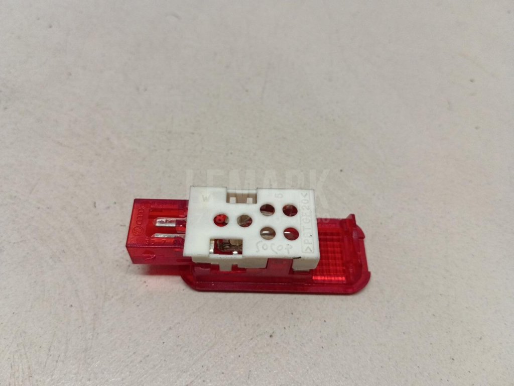 Плафон салонный