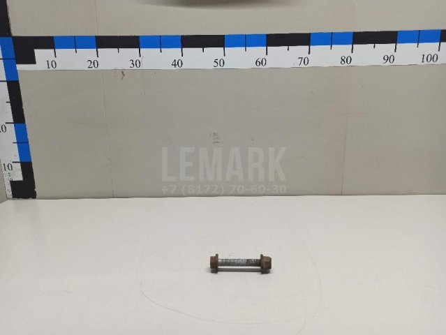 Болт заднего рычага