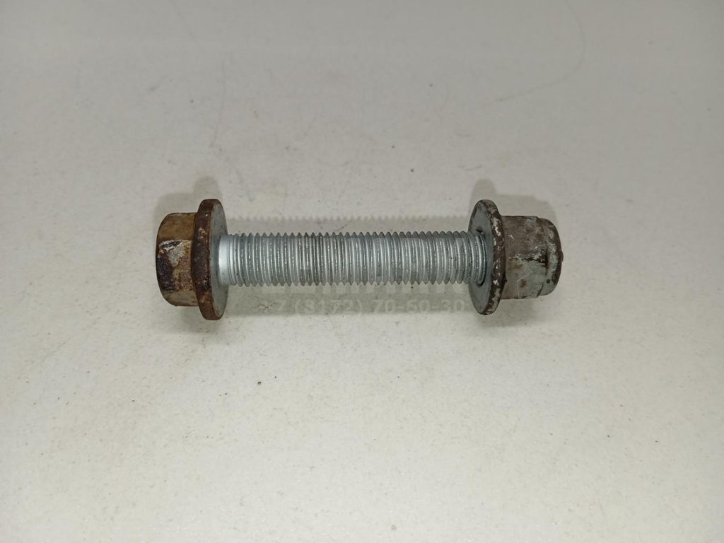 Болт заднего рычага