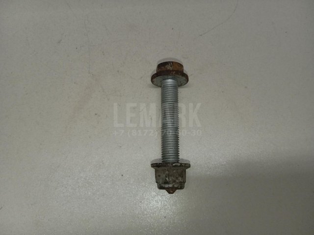 Болт заднего рычага