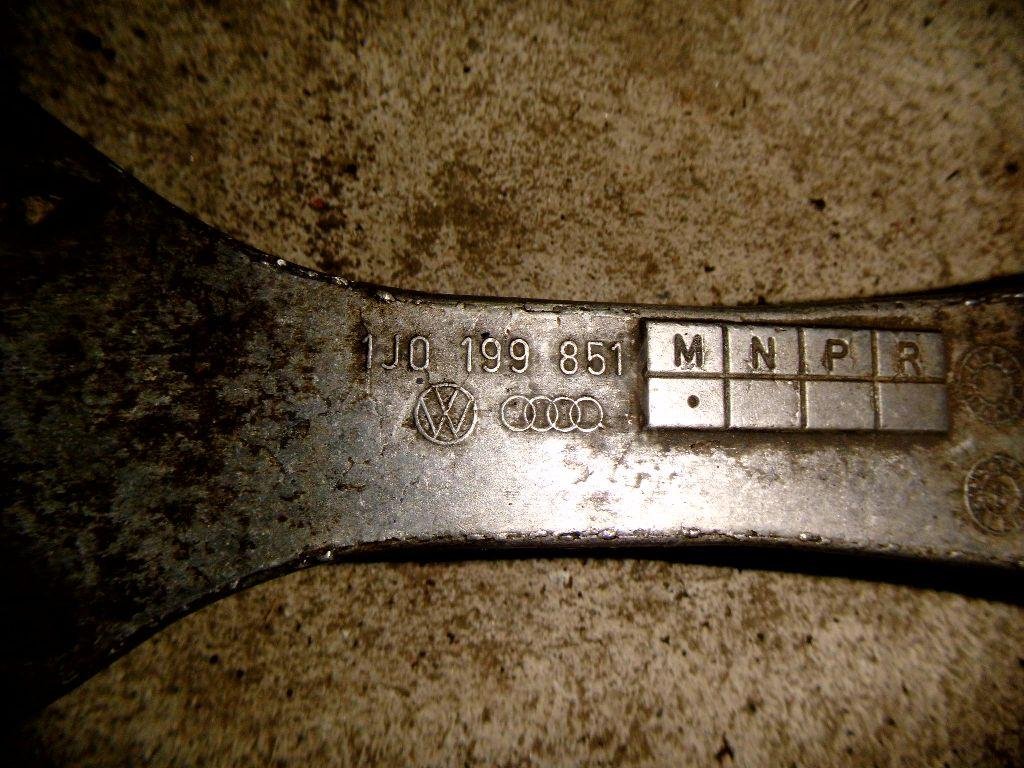 Кронштейн КПП для  Audi A4 [B7] 2005-2007