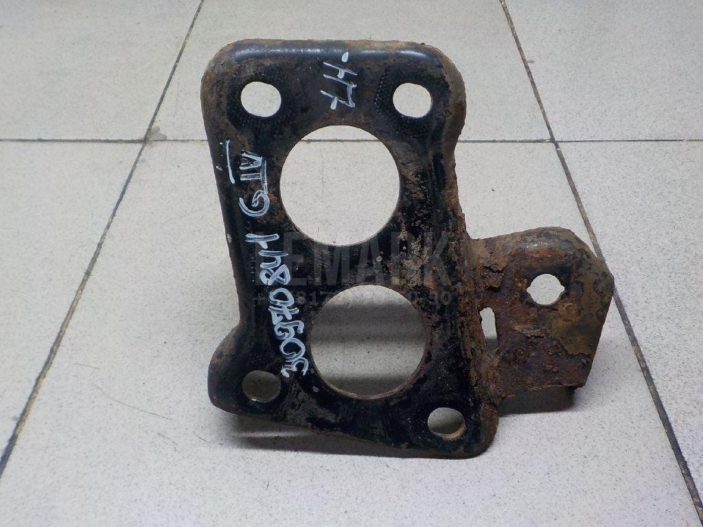 Кронштейн задней балки