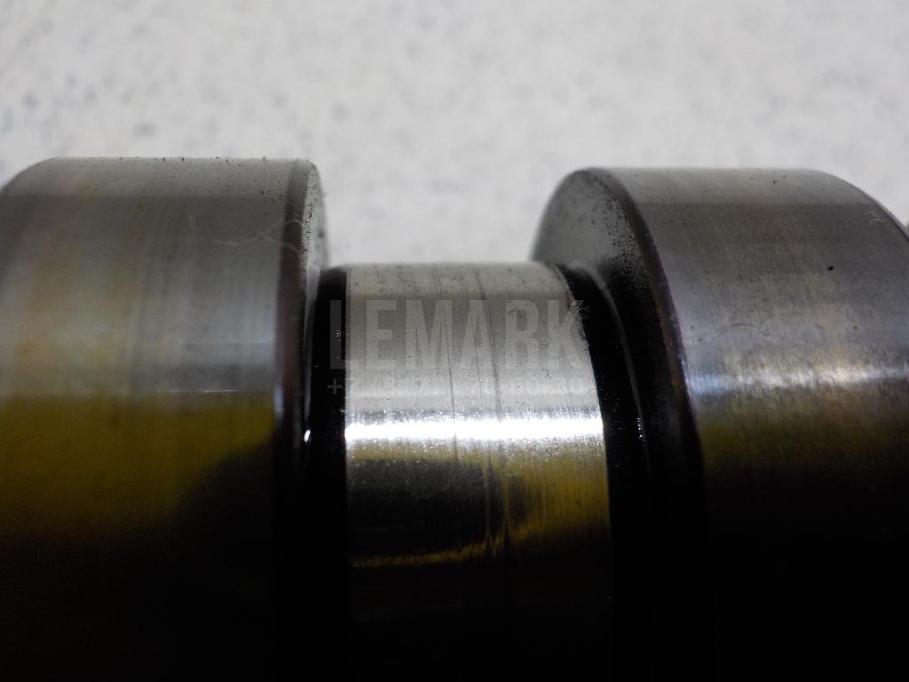 Распредвал впускной