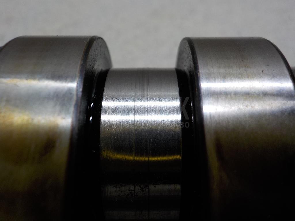 Распредвал впускной