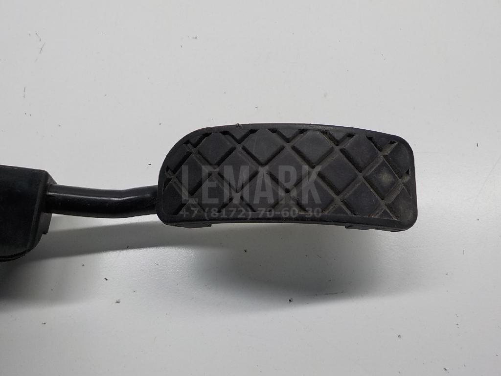 Педаль газа