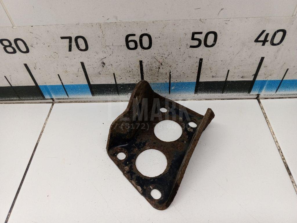 Кронштейн задней балки