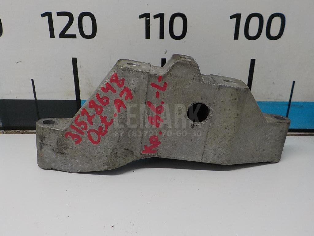 Кронштейн двигателя левый