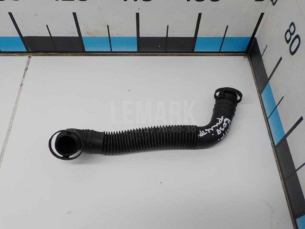 Патрубок воздушного фильтра