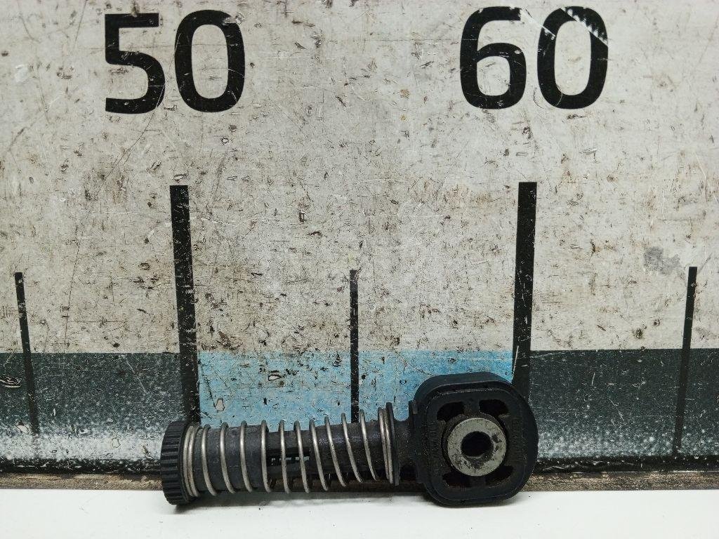 Фиксатор троса КПП