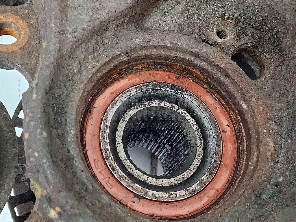 Рычаг задний левый