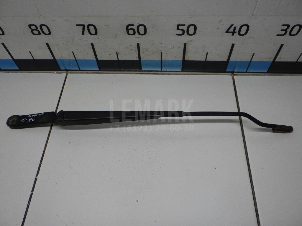 Поводок стеклоочистителя передний левый