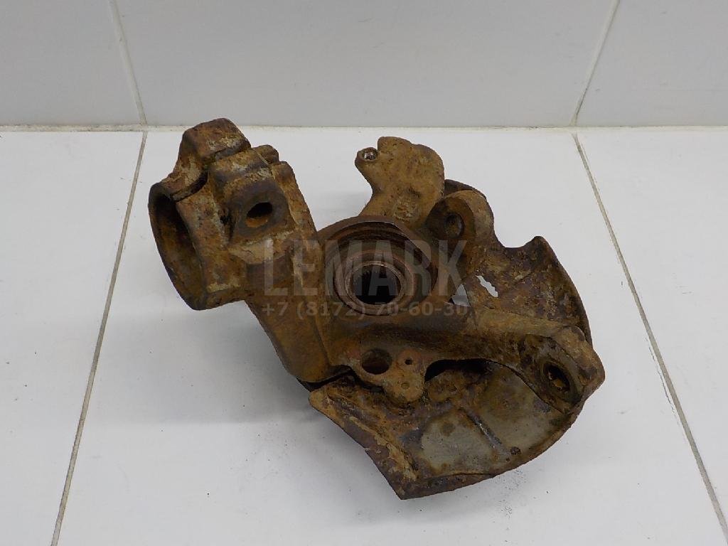 Кулак поворотный передний левый