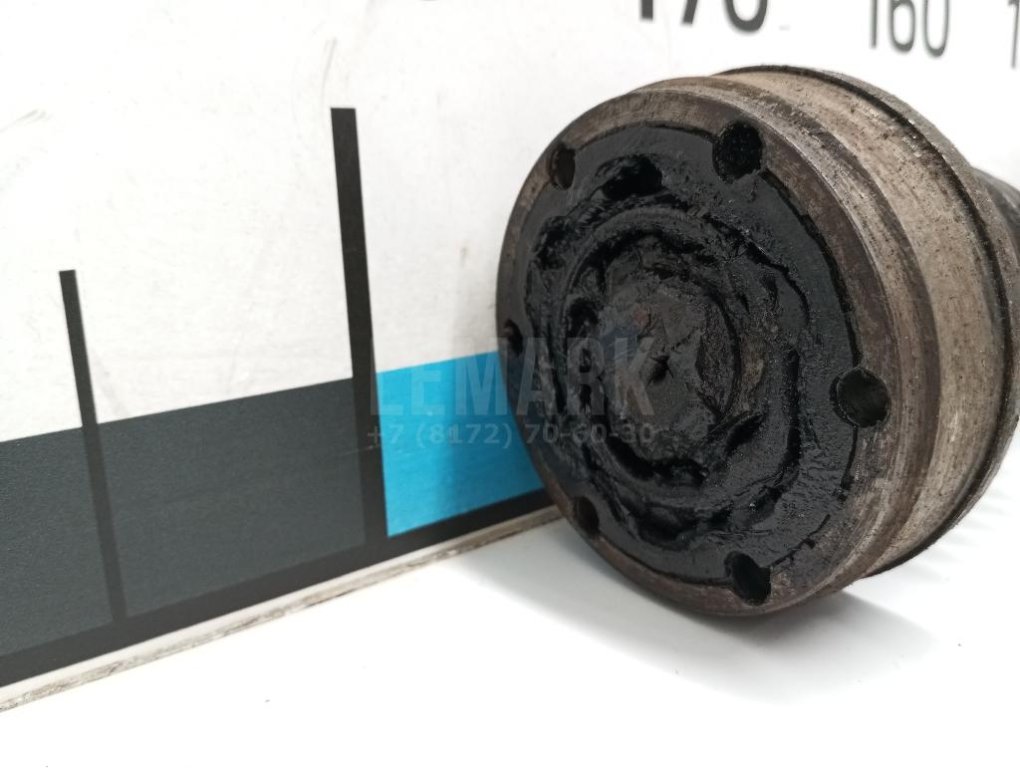 Полуось передняя левая