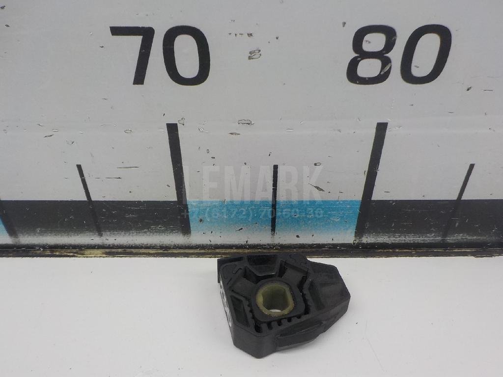 Кронштейн радиатора для  Audi A4 [B8] Allroad 2009-2015