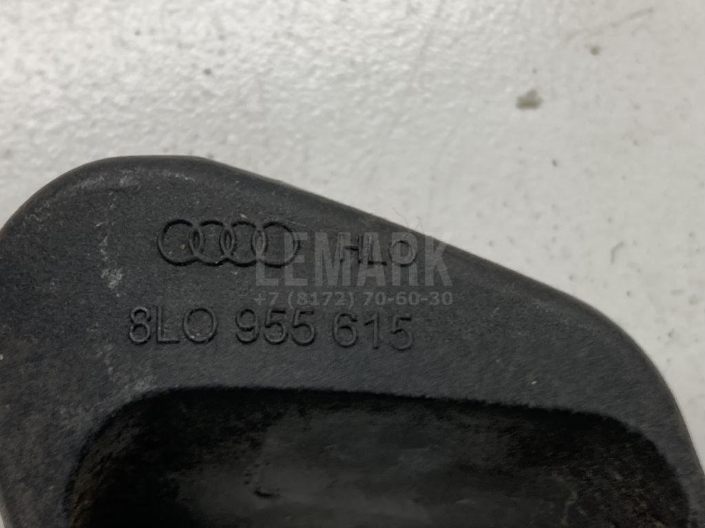 Кронштейн форсунки омывателя фары