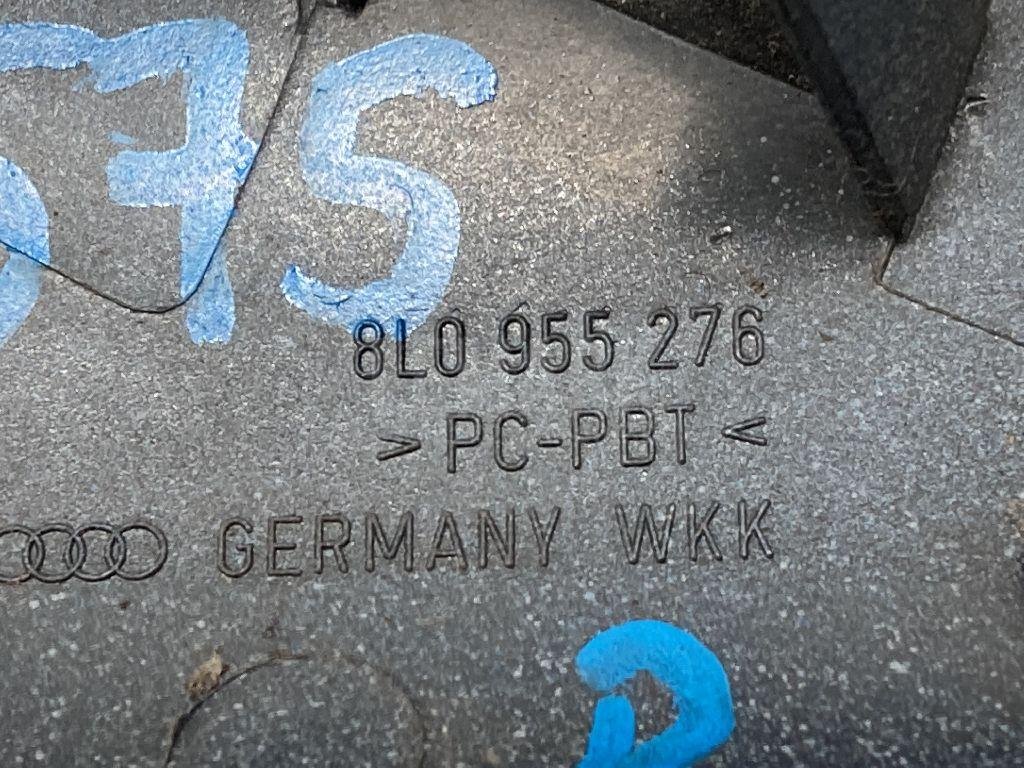 Крышка форсунки омывателя