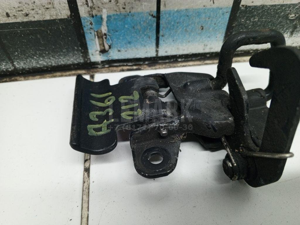 Крючок капота