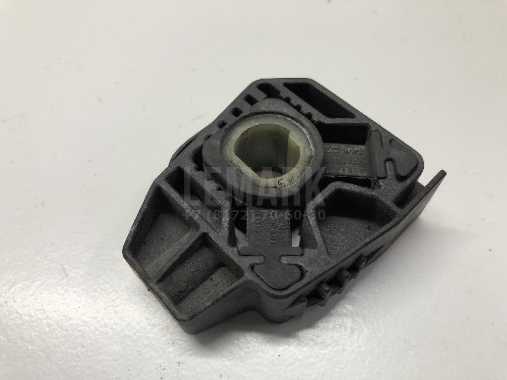 Кронштейн радиатора для  Alfa Romeo Giulietta 2010-2020