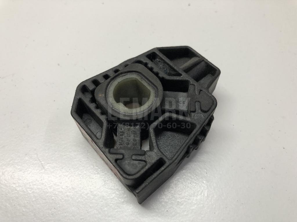 Кронштейн радиатора для  Alfa Romeo Giulietta 2010-2020