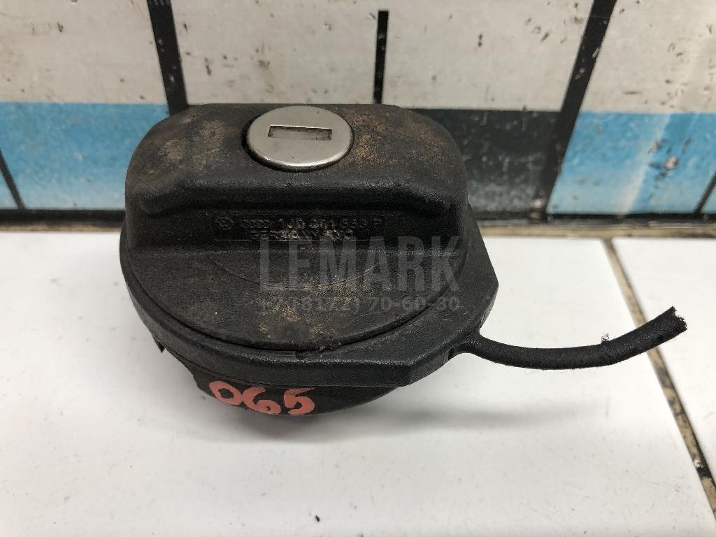 Крышка топливного бака