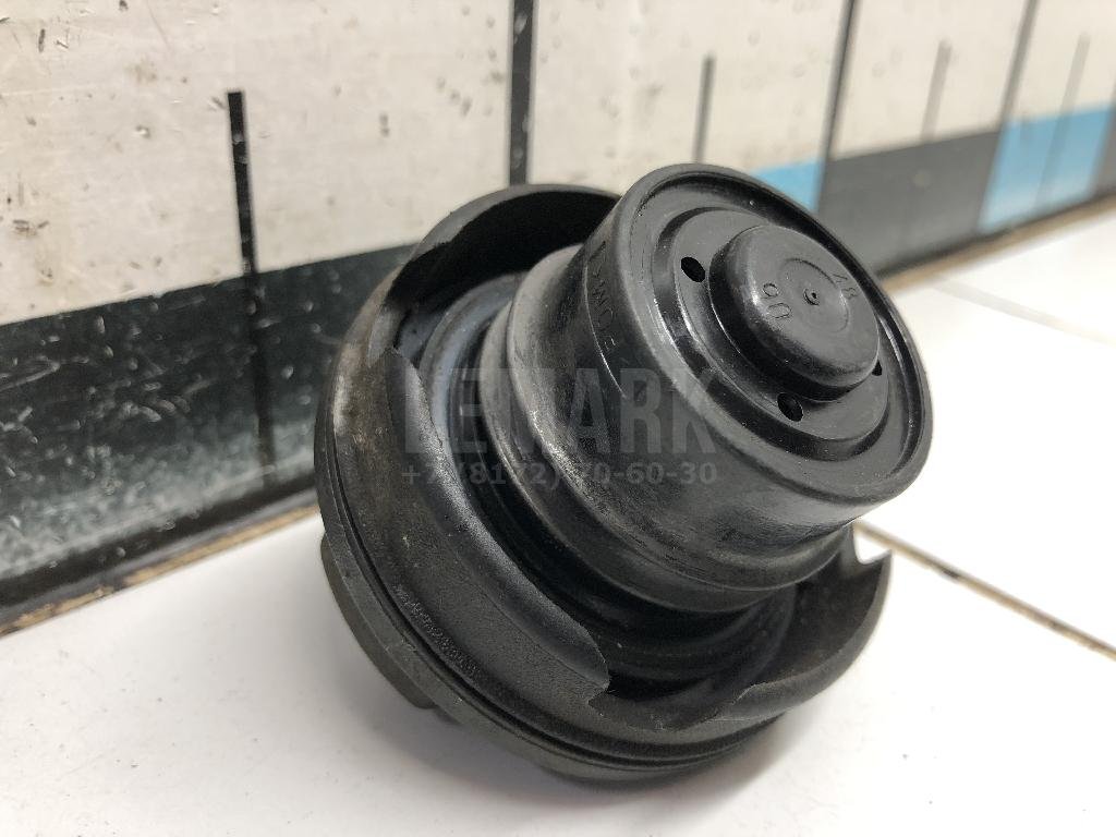 Крышка топливного бака