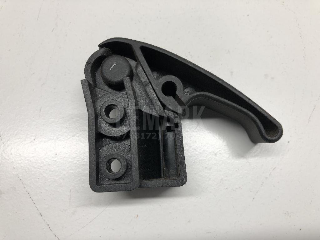 Ручка открывания капота