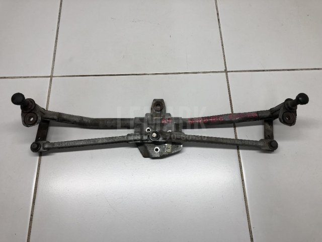 Трапеция стеклоочистителей