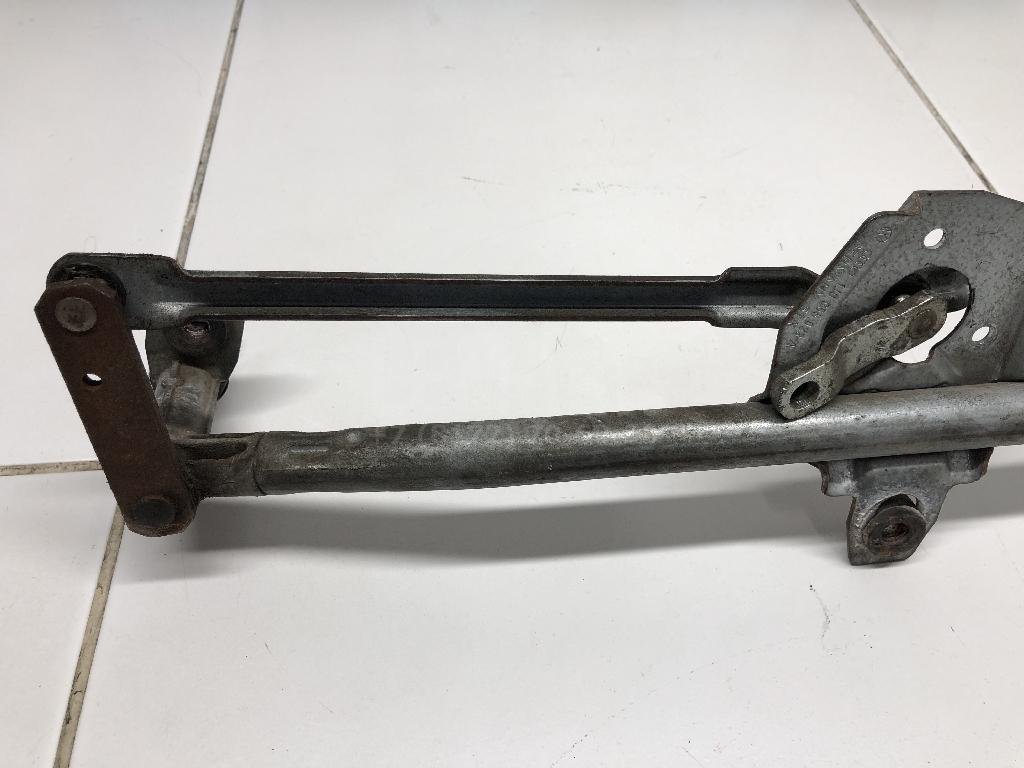 Трапеция стеклоочистителей для  Audi A4 [B6] 2000-2004