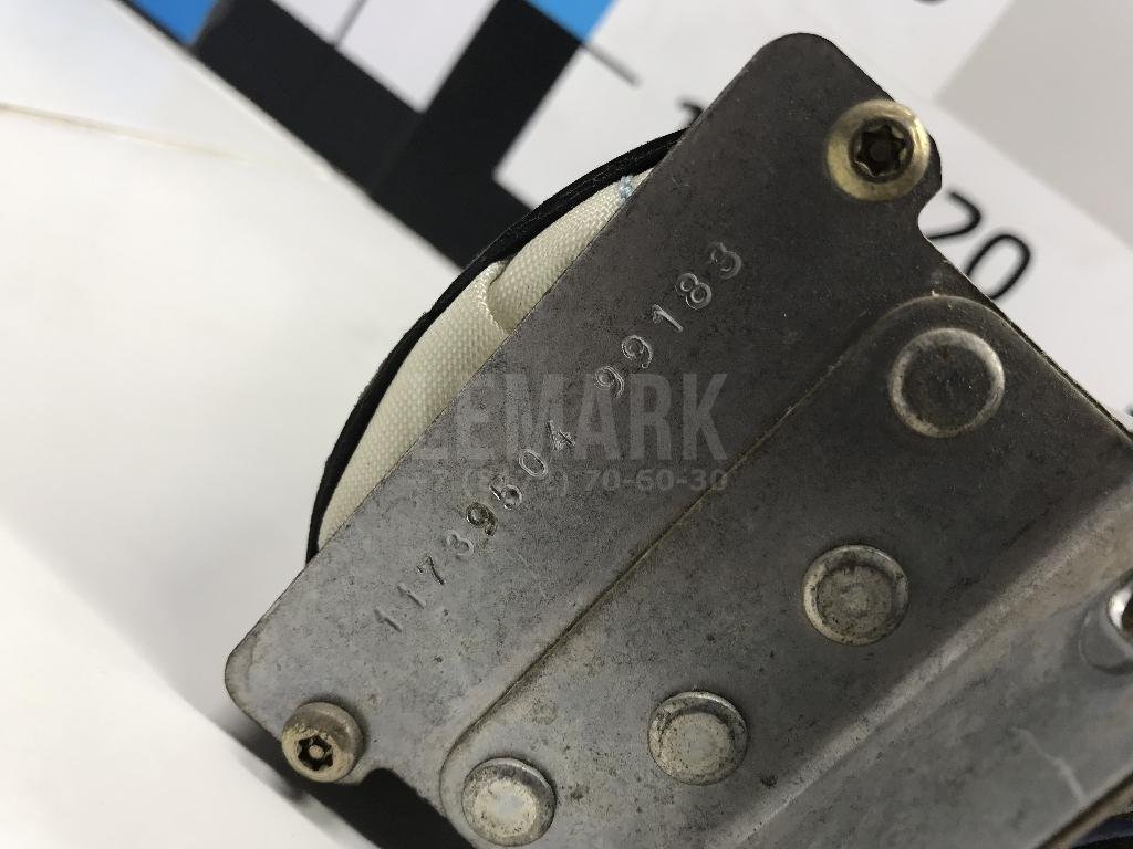 Подушка безопасности пассажирская (в торпедо)