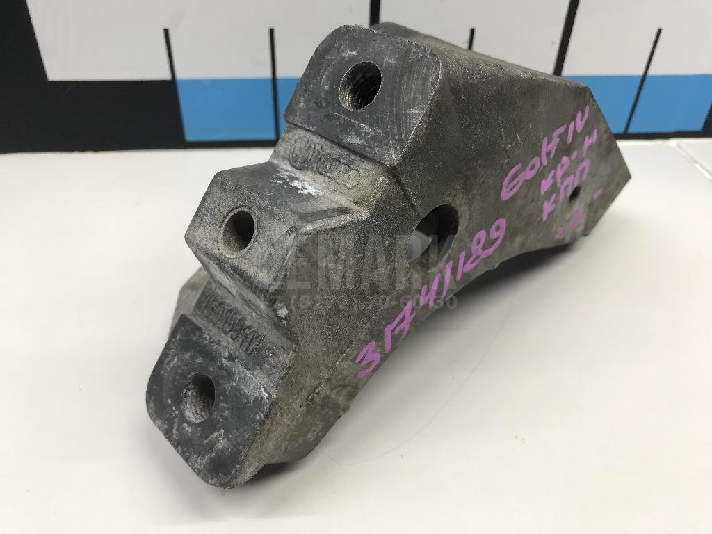 Кронштейн КПП левый