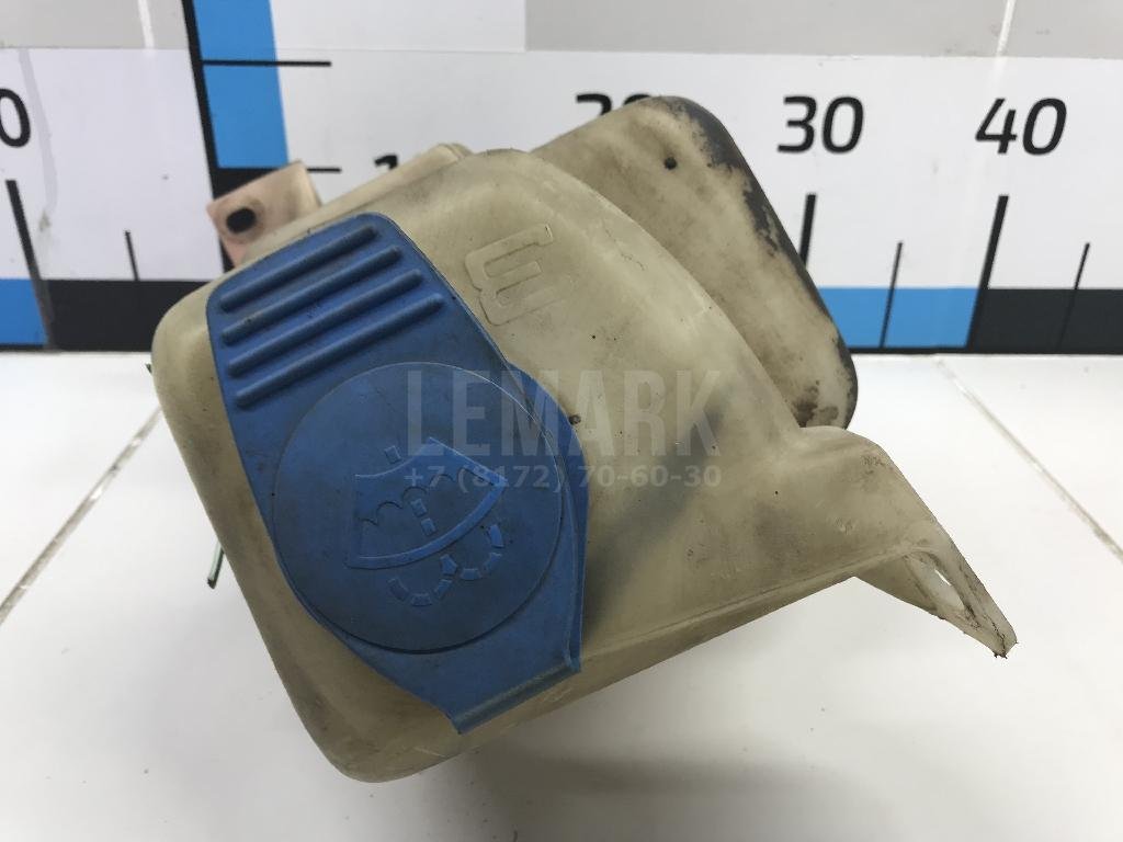 Бачок омывателя лобового стекла