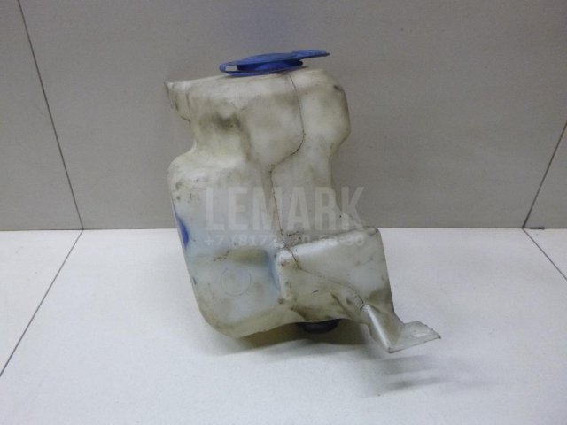Бачок омывателя лобового стекла