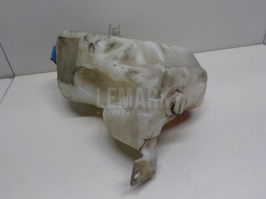 Бачок омывателя лобового стекла