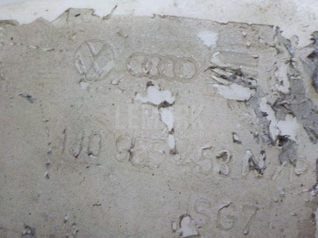 Бачок омывателя лобового стекла