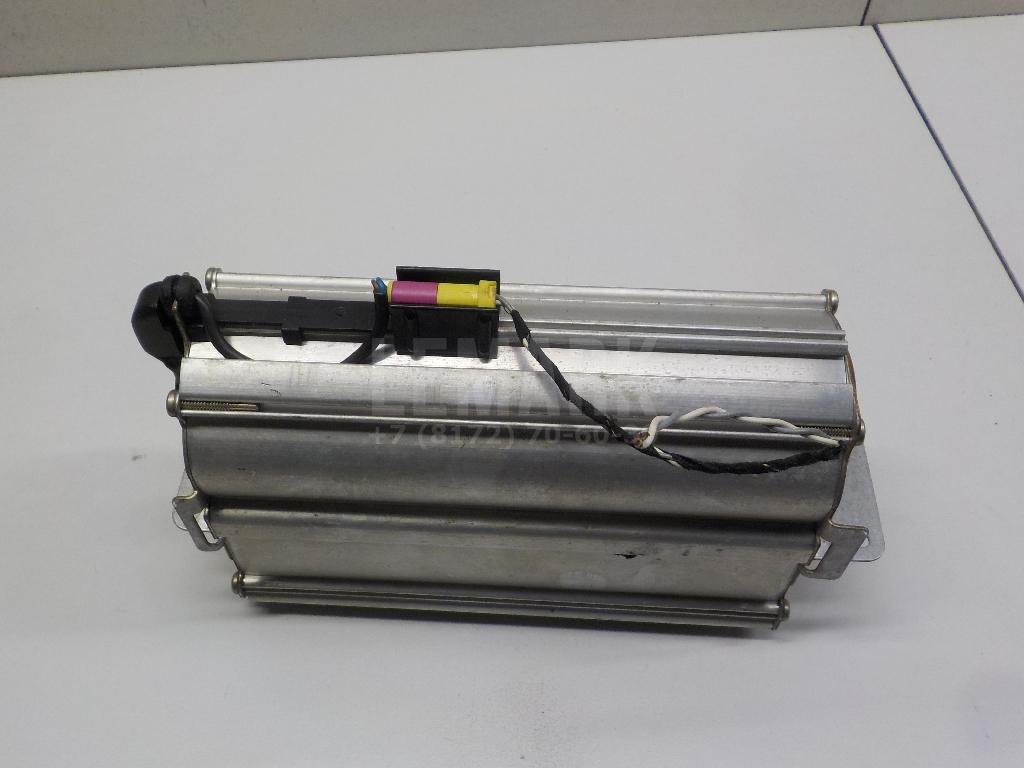 Подушка безопасности пассажирская (в торпедо)