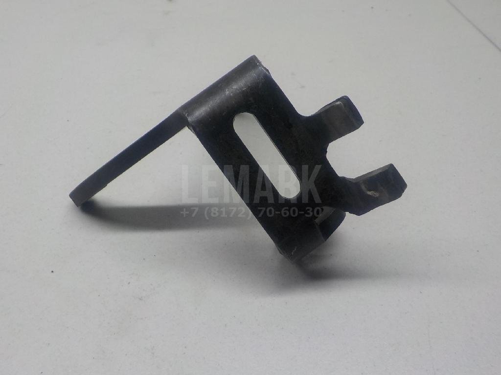 Вилка включения передачи