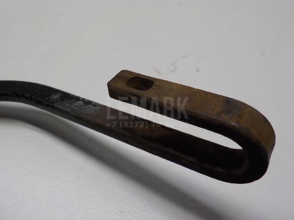 Поводок стеклоочистителя передний правый