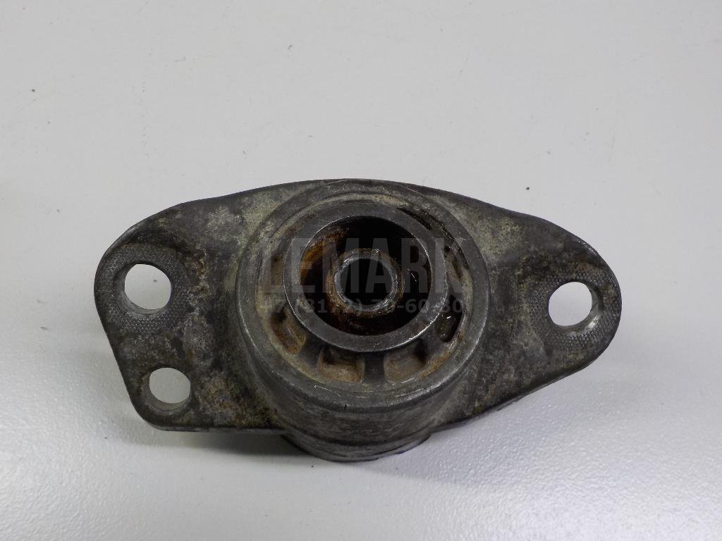 Опора заднего амортизатора