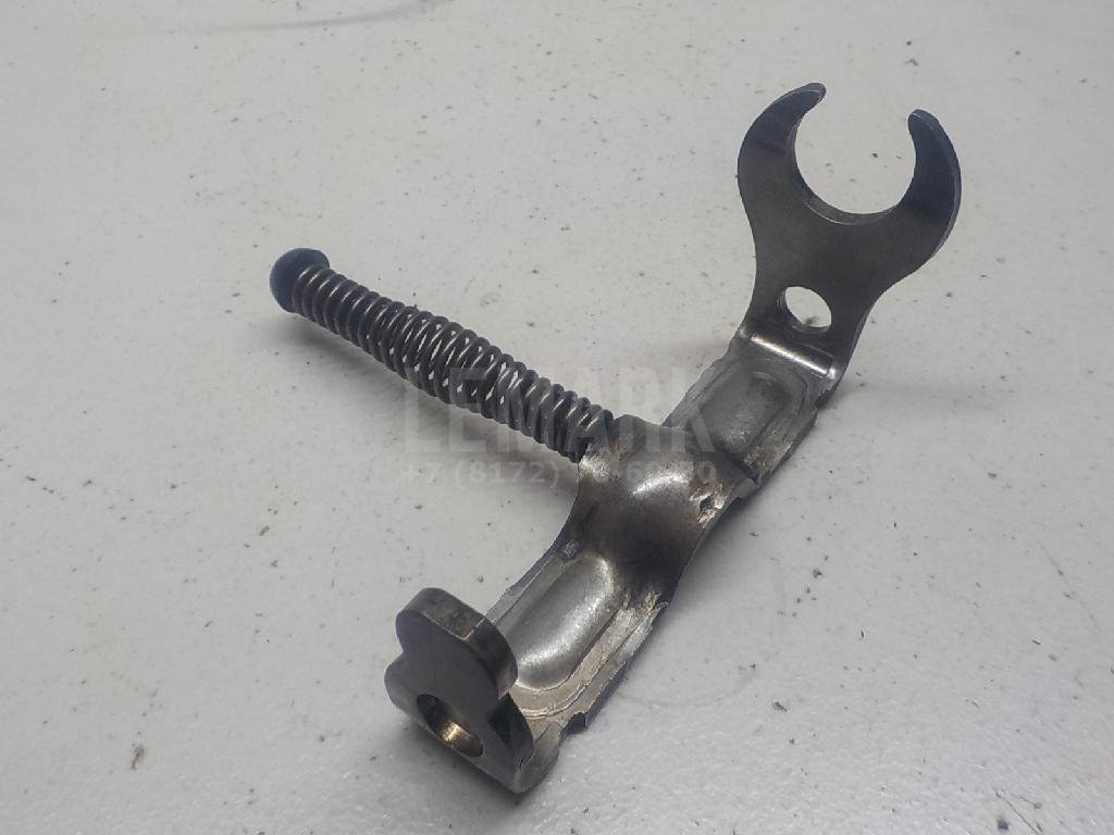 Вилка включения передачи