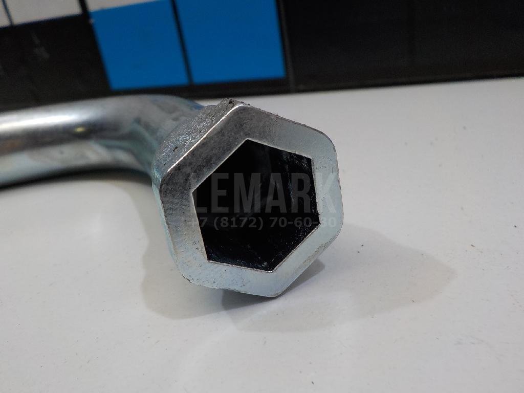 Ключ баллонный для  Audi A3 [8PA] Sportback 2004-2013