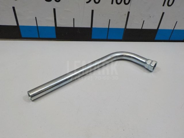 Ключ баллонный