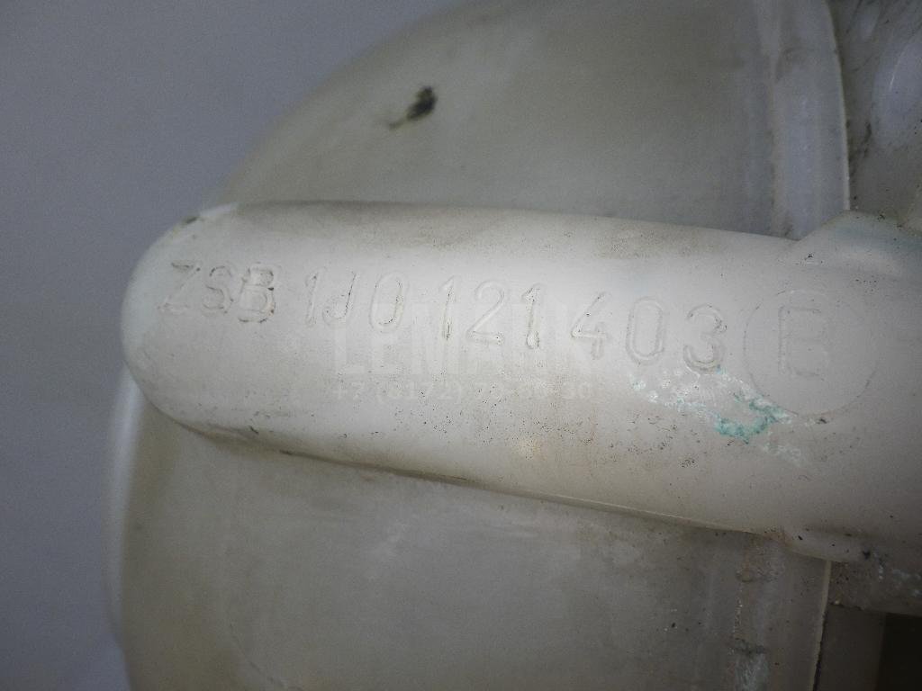 Бачок расширительный