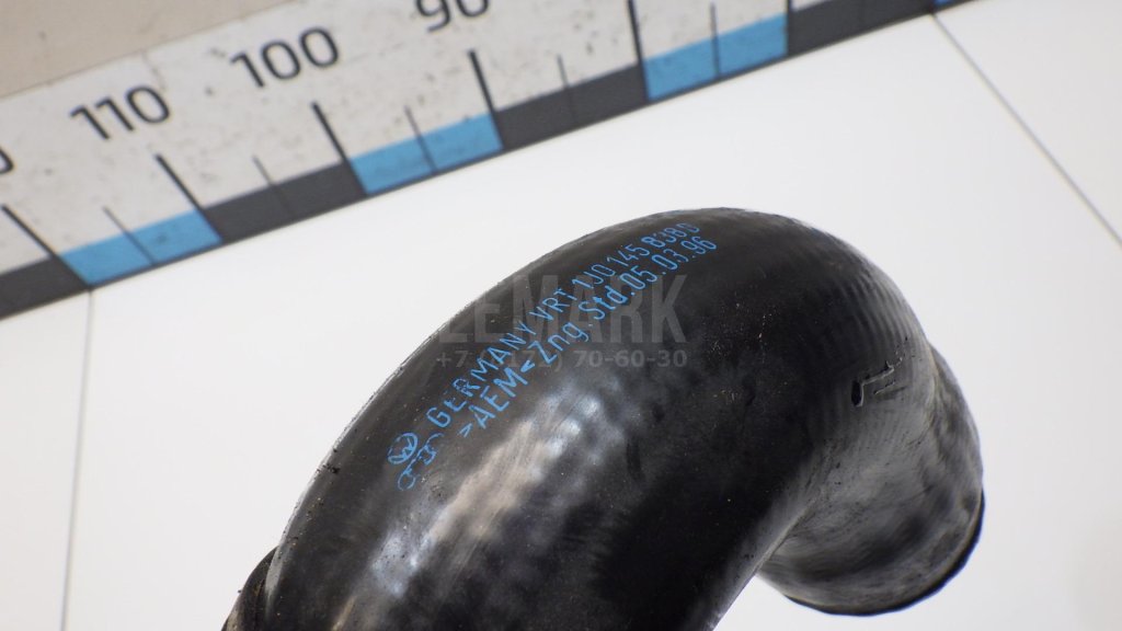 Патрубок интеркулера для  Audi 80/90 [B3] 1986-1991