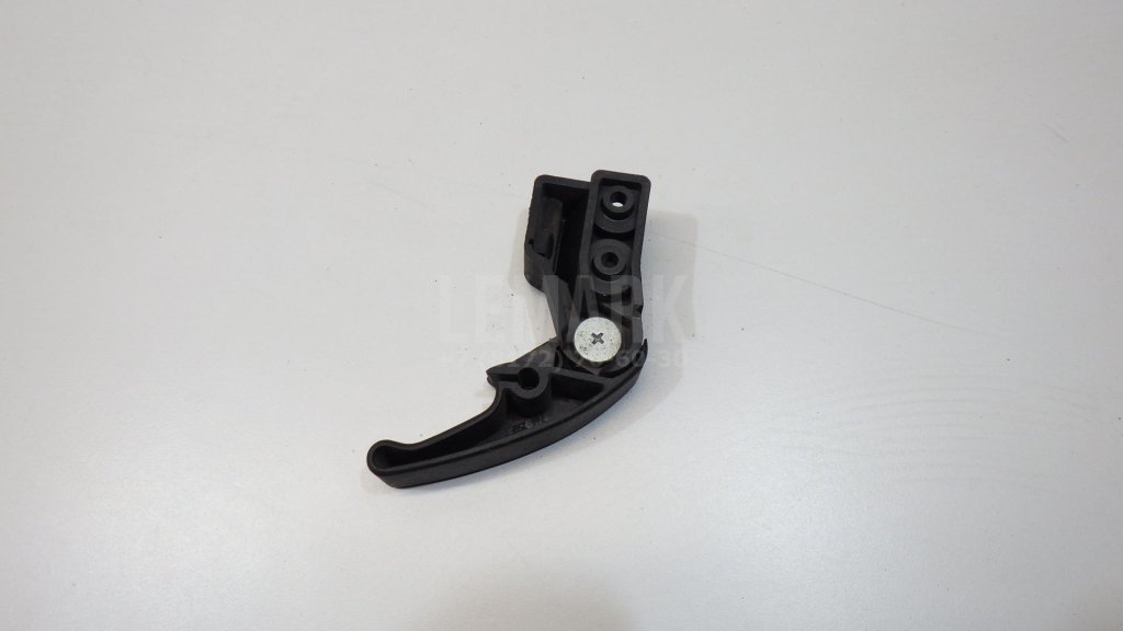 Ручка открывания капота