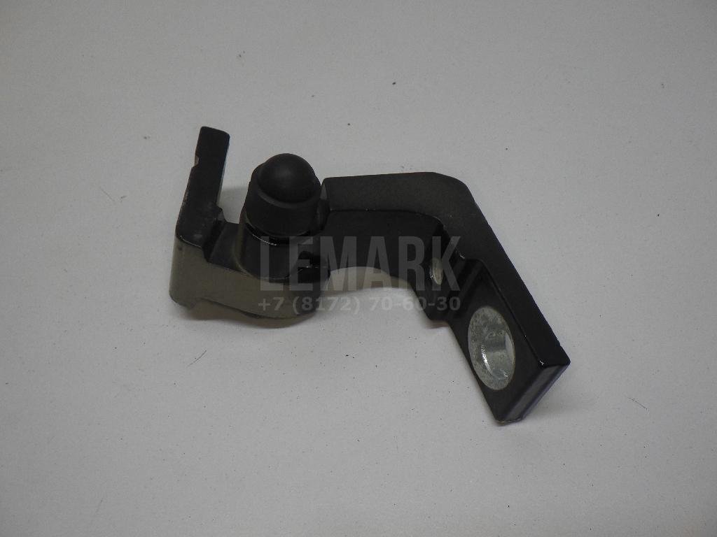 Петля двери