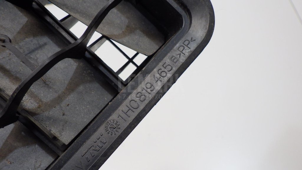 Решетка вентиляционная