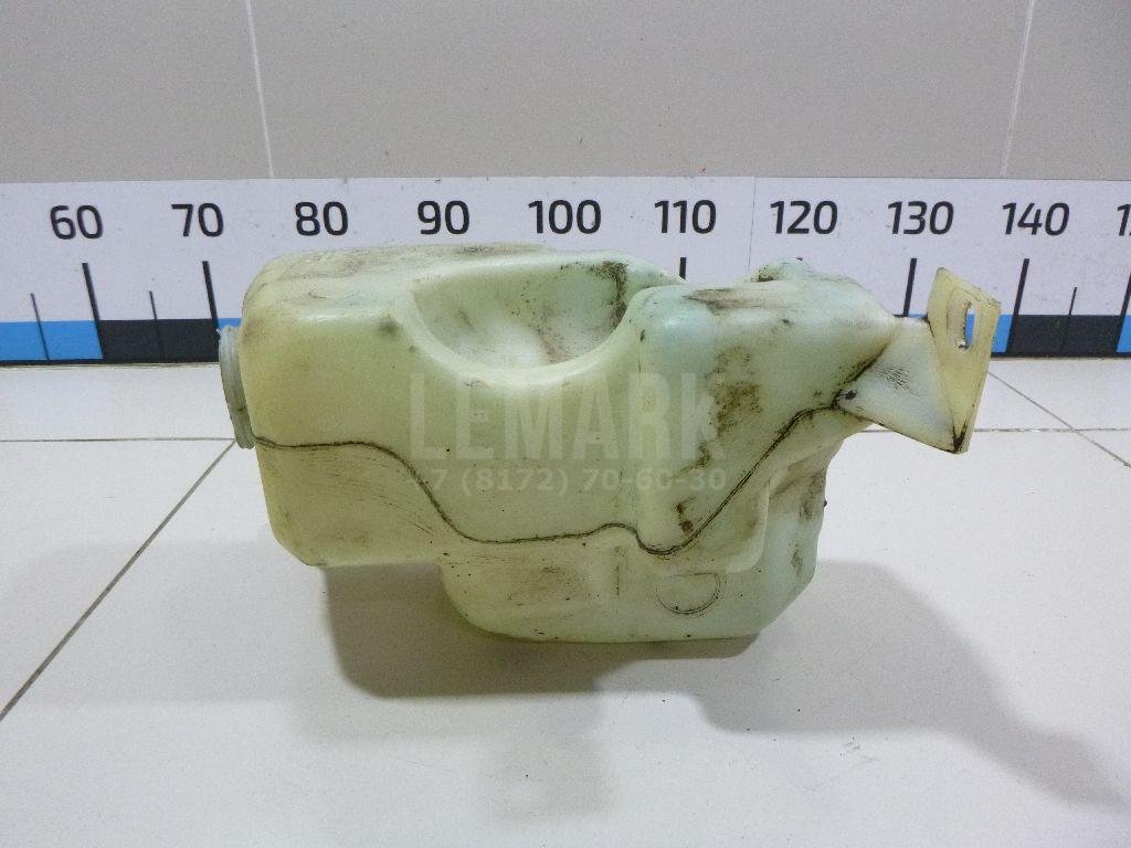 Бачок омывателя лобового стекла