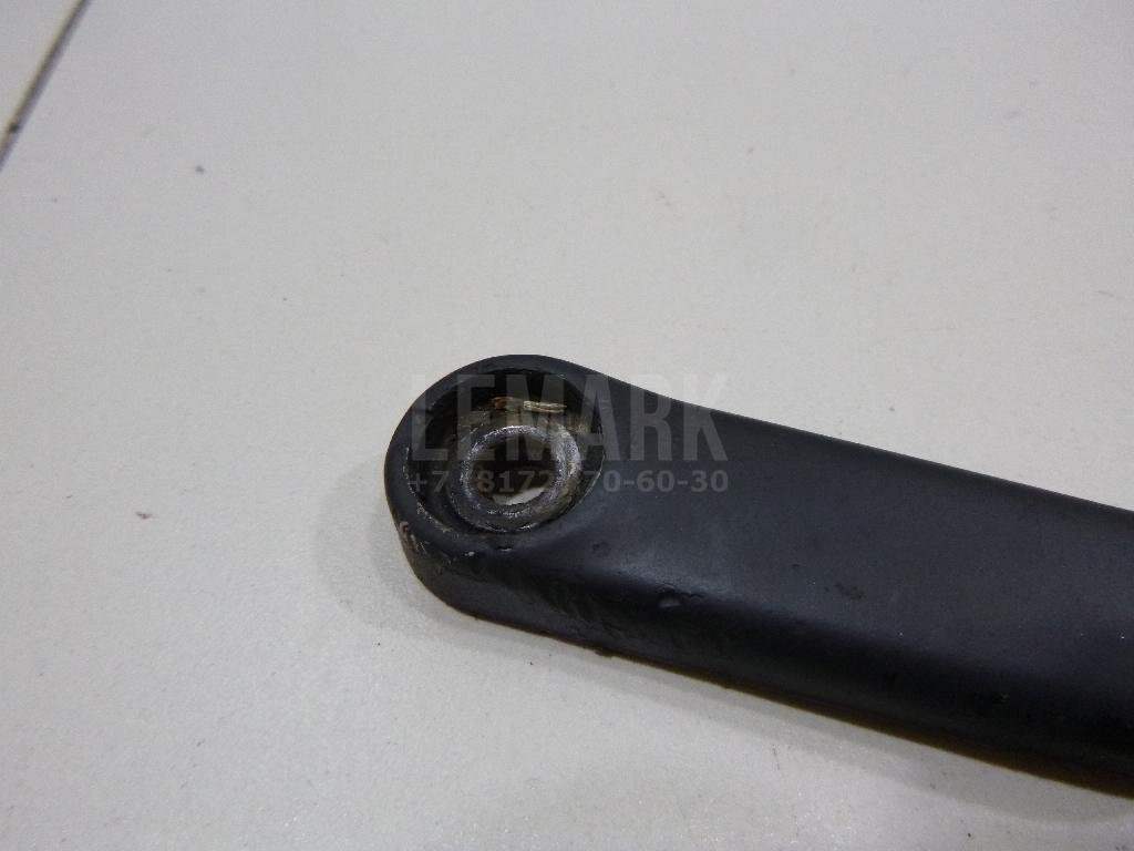 Поводок стеклоочистителя передний правый