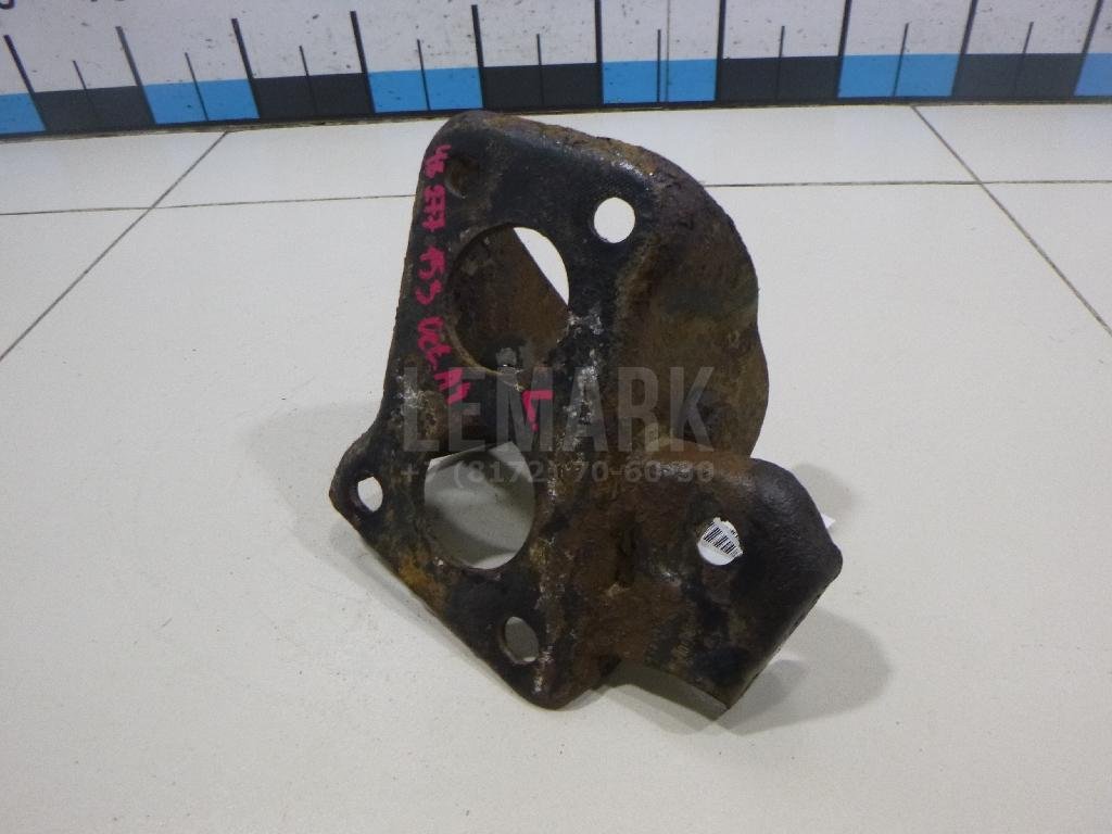 Кронштейн задней балки