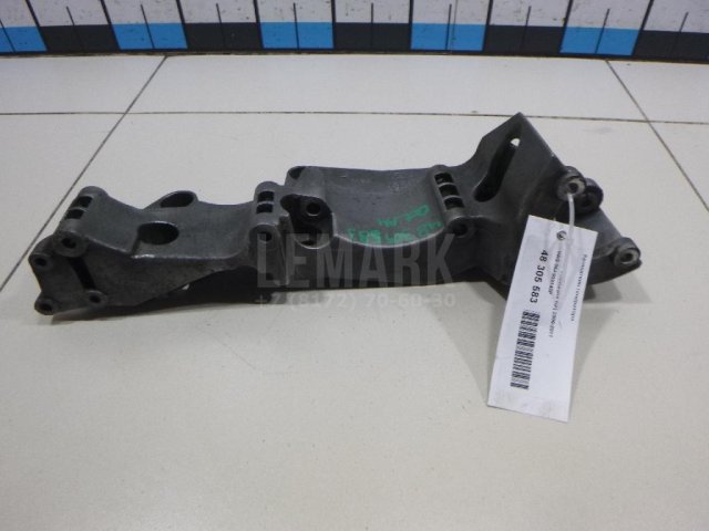 Кронштейн генератора